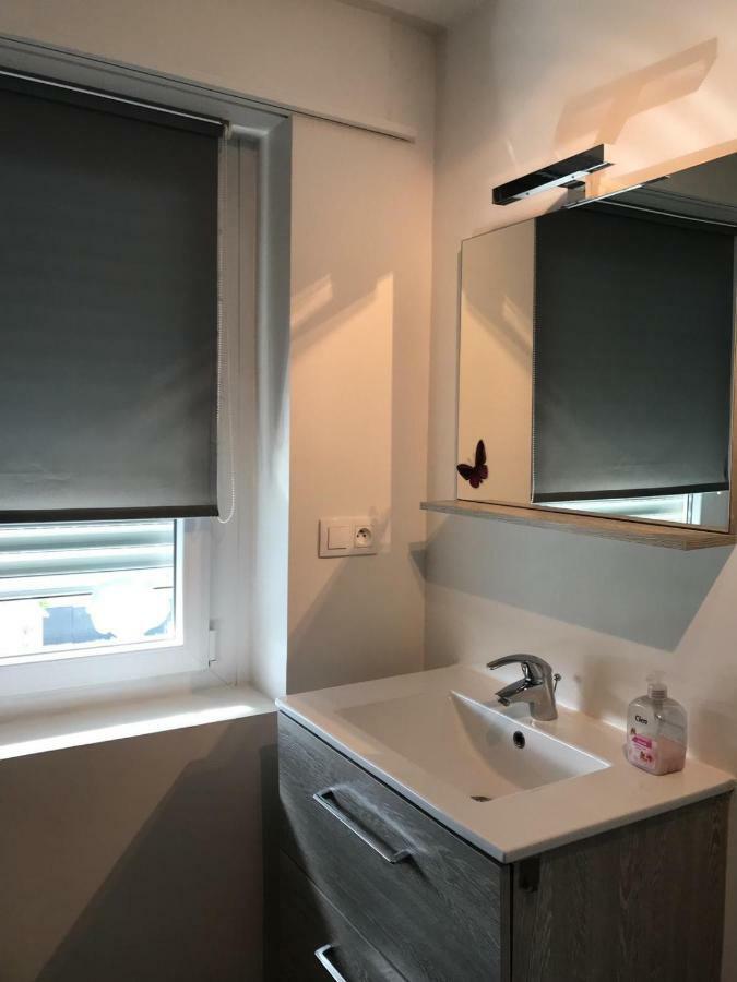 Joli Studio A Euroairport-BASEL-MULHOUSE-FREIBURG Saint-Louis  Esterno foto